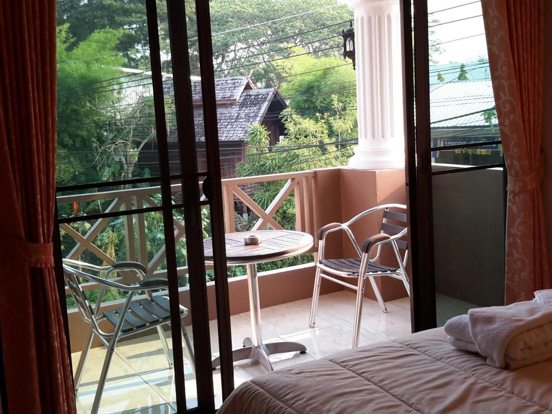 Donchai House Guest House& Cafe Chiang Mai Luaran gambar