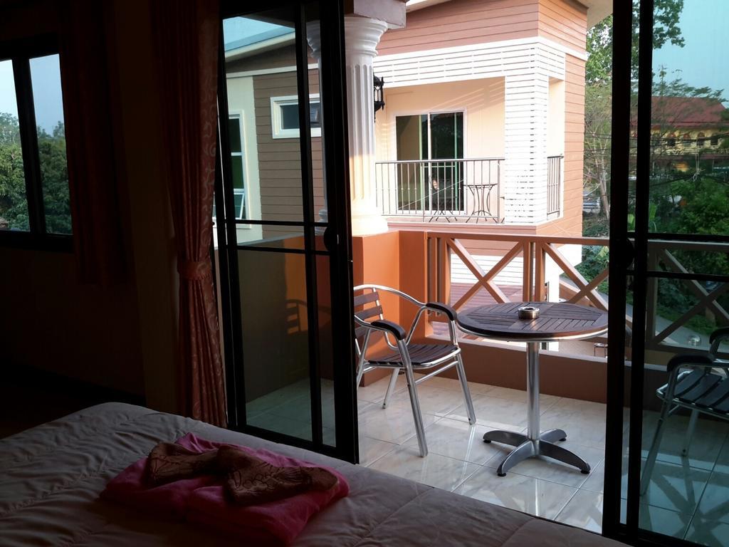 Donchai House Guest House& Cafe Chiang Mai Luaran gambar