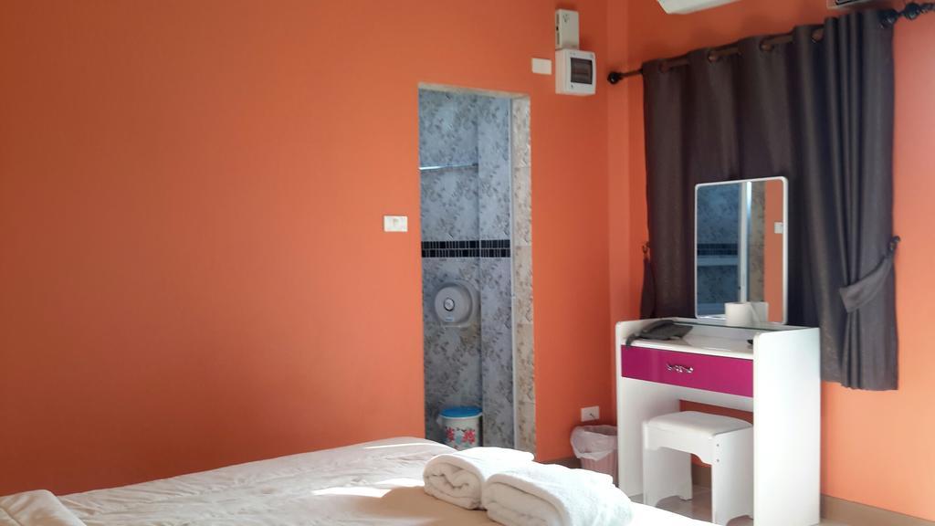 Donchai House Guest House& Cafe Chiang Mai Luaran gambar
