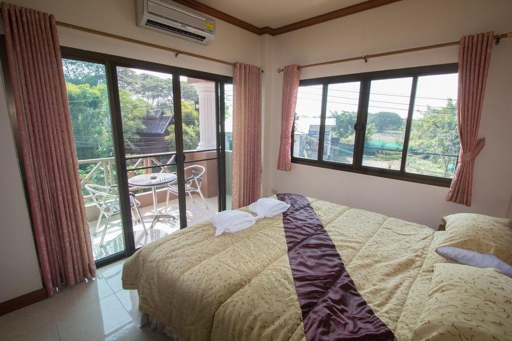 Donchai House Guest House& Cafe Chiang Mai Luaran gambar