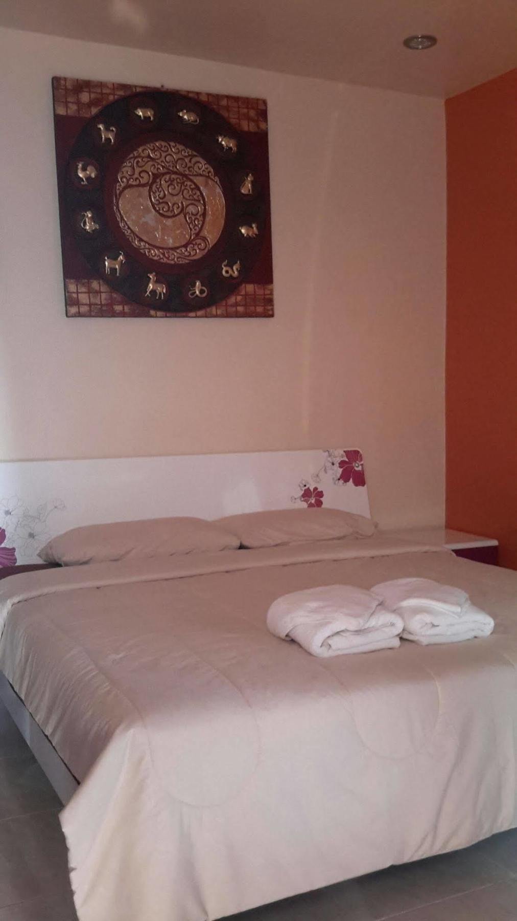 Donchai House Guest House& Cafe Chiang Mai Luaran gambar