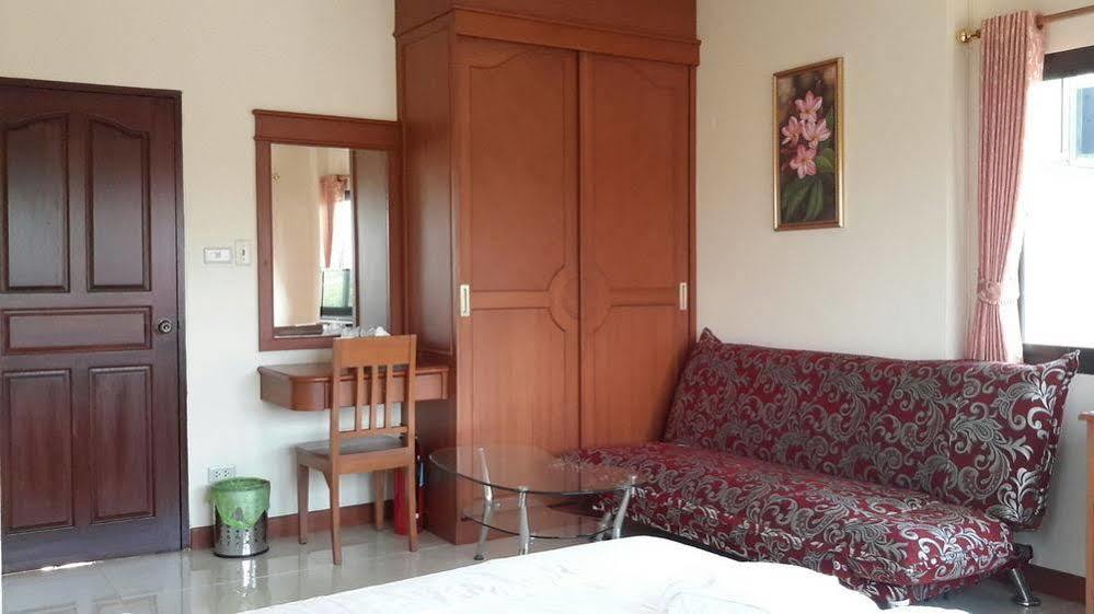Donchai House Guest House& Cafe Chiang Mai Luaran gambar